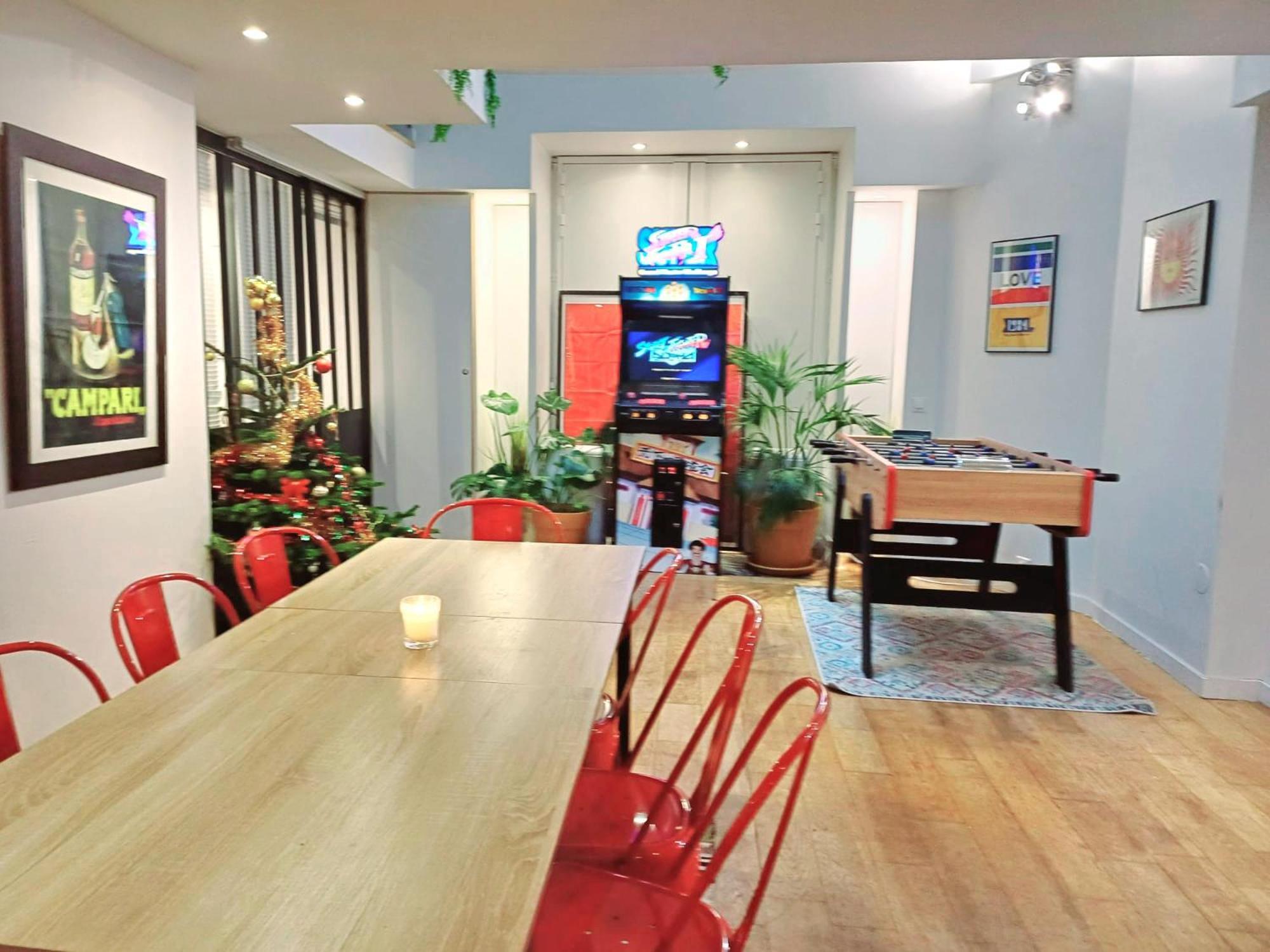 Loft Familial Au Coeur De Avec Clim, Arcade Et Baby-foot Proche Republique Et Canal St Martin Appartement *